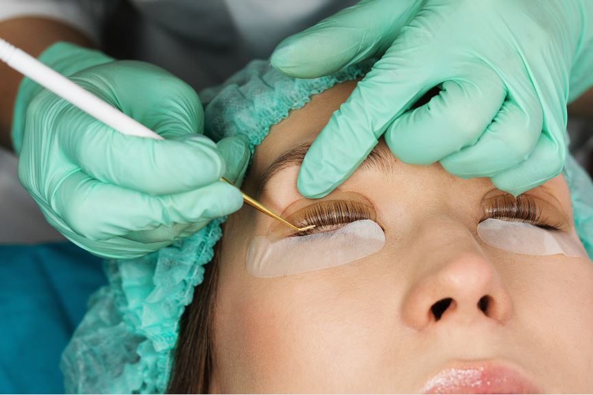 韓国風まつげパーマ パリジェンヌ 違い